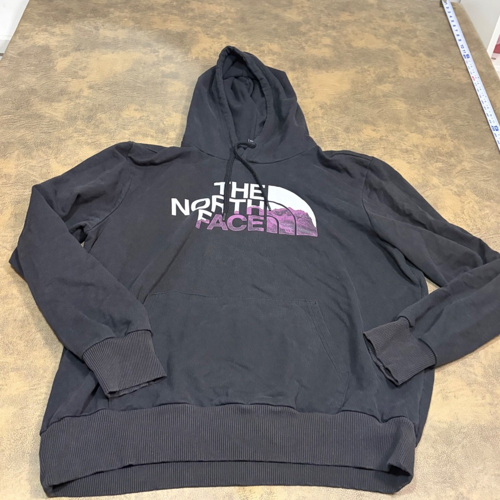 The North Face Hoodie Mens XL Black Purple Mountain Graphic Logo Pullover 5868
